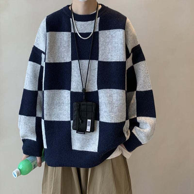 Loose navy blue and white checkered pullover knitwear for teenagers, thick