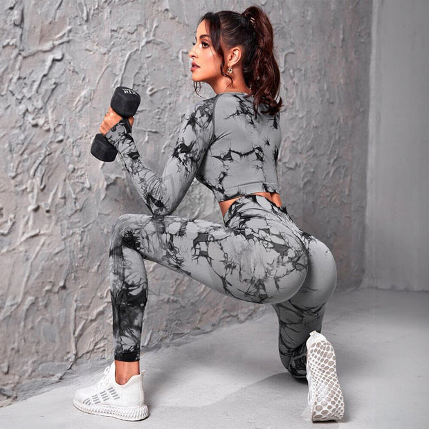 Marbled design workout outfit