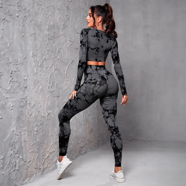 Marbled design workout outfit